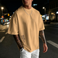 💥👕【2026er Neukollektion – jetzt mit 50 % Rabatt】 LOSE FIT – VOLLE BEWEGUNGSFREIHEIT. Kurzarm-Shirt für Männer. Urban Style, atmungsaktiv & alltagstauglich. Ob Stadt, Couch oder Café – du siehst immer gut aus. ⚡🌆
