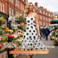 👗🔥 50% RABATT ✨ Elegantes trägerloses Tupfen-Stufenkleid – fließend, feminin & perfekt für den Sommer ☀️💫