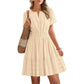 👗 NUR FÜR BEGRENZTE ZEIT: 50 % RABATT! ✨ Kurzärmeliges, gestuftes Minikleid für Damen – luftig, verspielt, perfekt für den Sommer 🌞